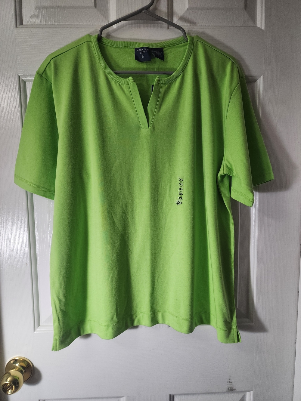 NWT - Mountain Lake Short-Sleeve Tee in Vibrant Lime Sz XL